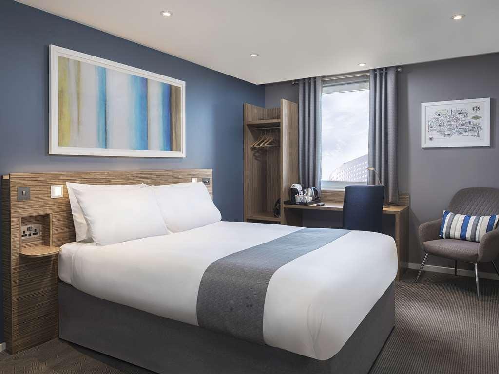 Mercure London Gatwick Airport Horley Zimmer foto